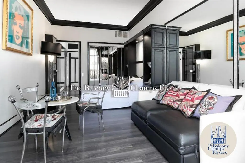The Balcony Avenue Champs-Elysees Apartment Paris
